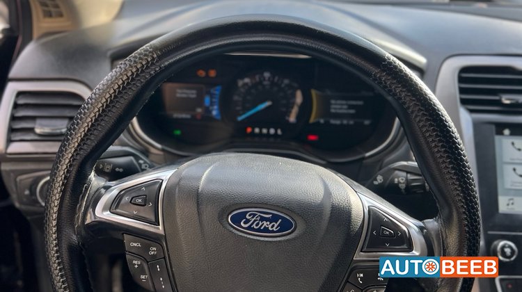 Ford Fusion 2019