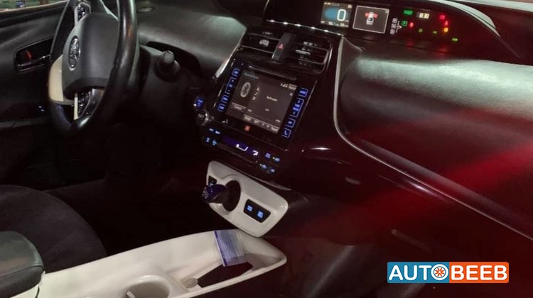 Toyota Prius 2017
