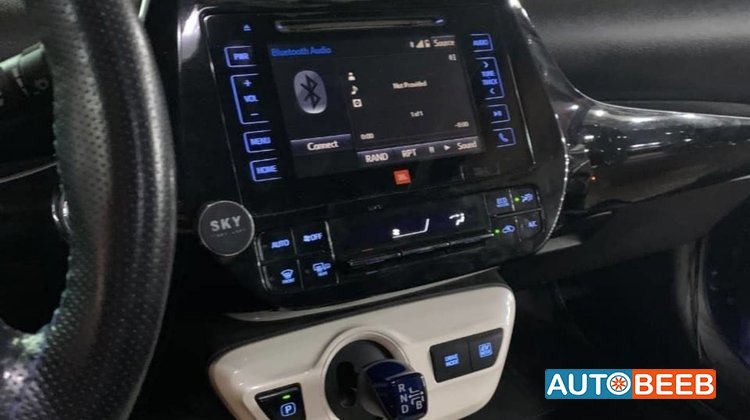 Toyota Prius 2017
