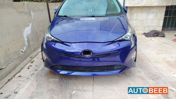 Toyota Prius 2017