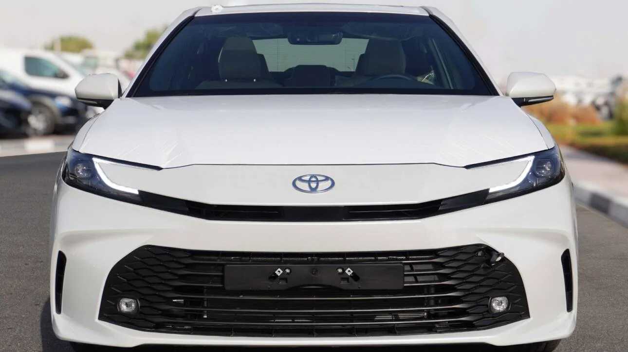 تويوتا كامري 2025