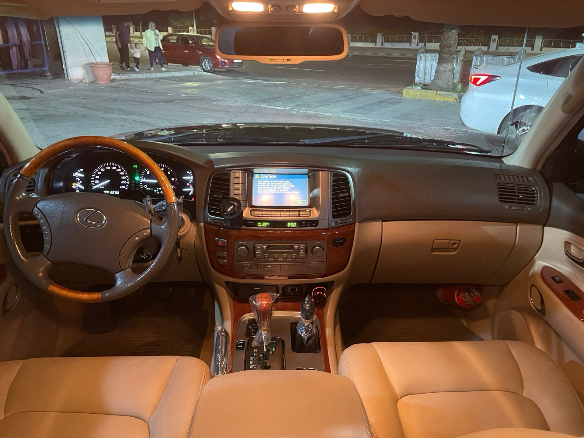 لكزس LX470 2006