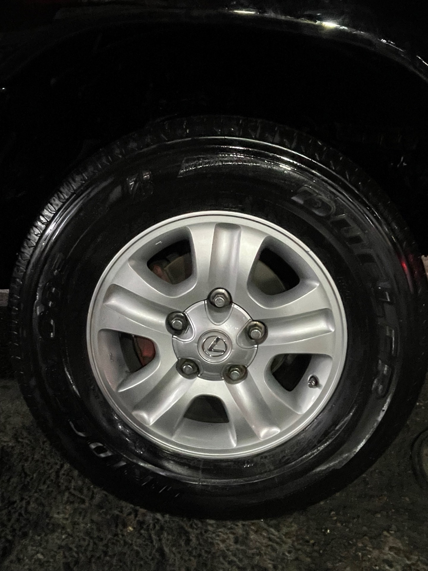 لكزس LX470 2006
