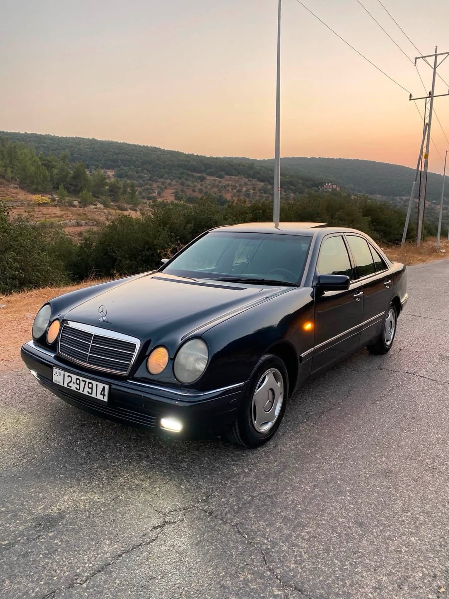 مرسيدس بنز E200 1997