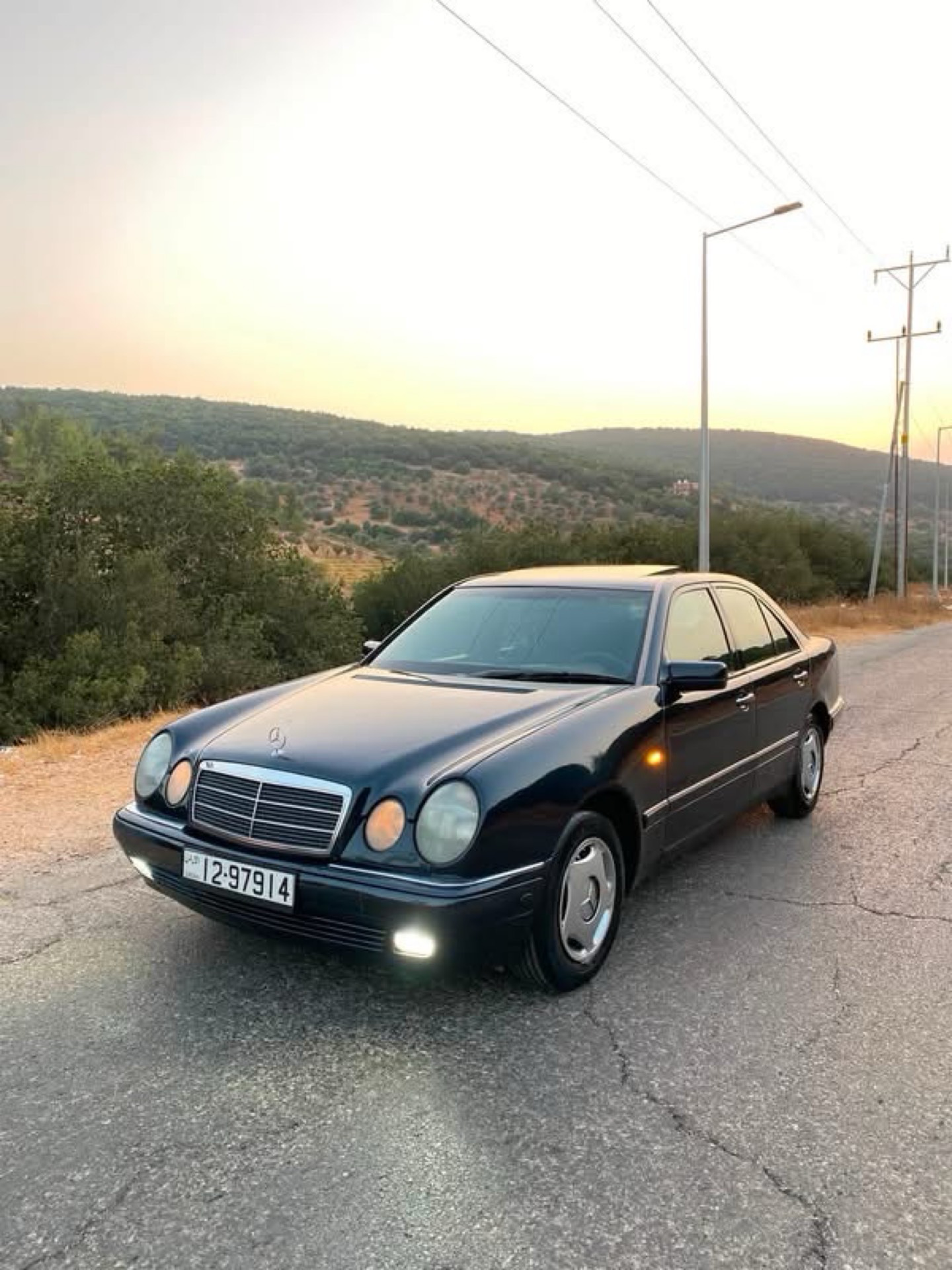 مرسيدس بنز E200 1997