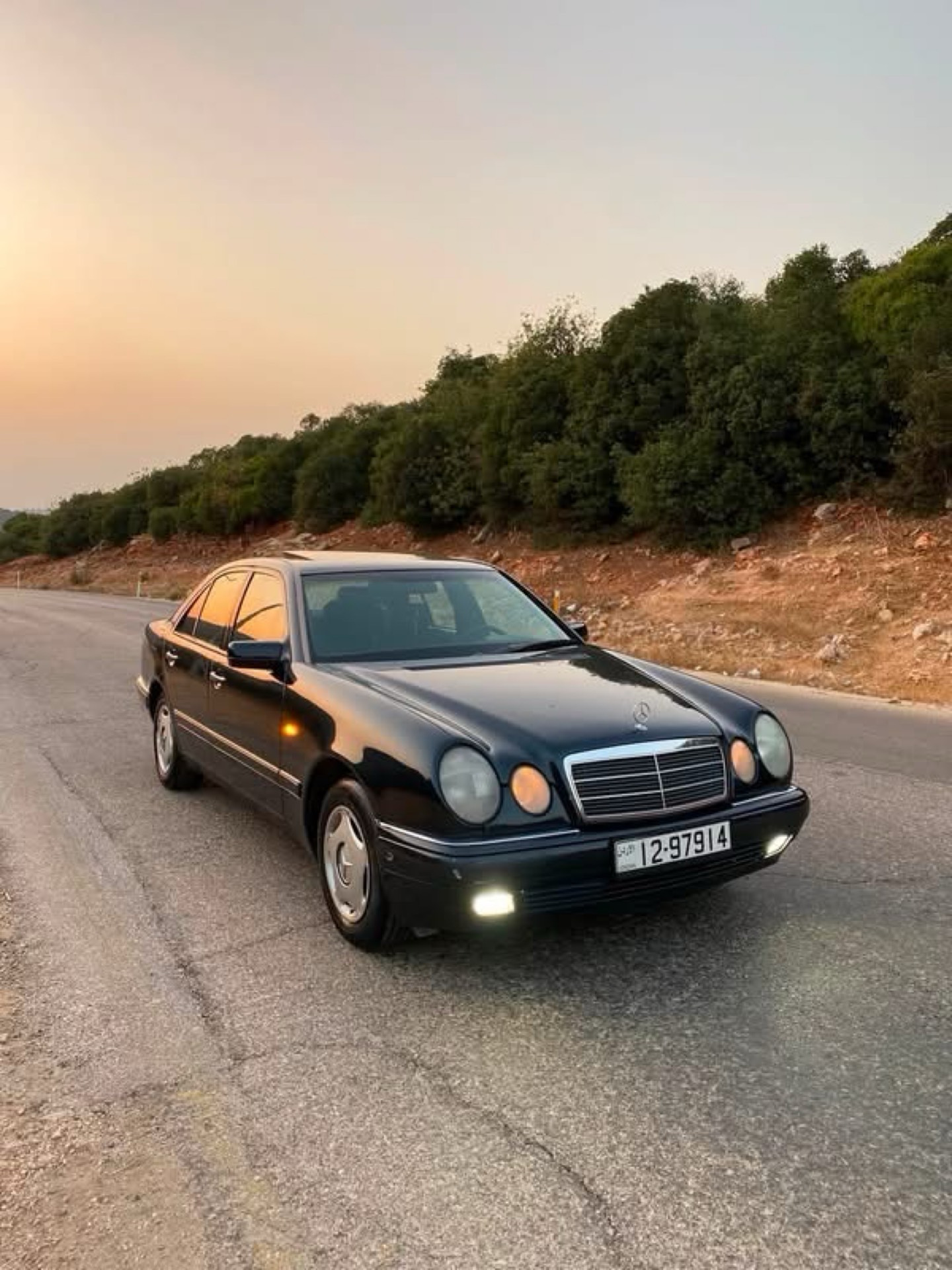 مرسيدس بنز E200 1997