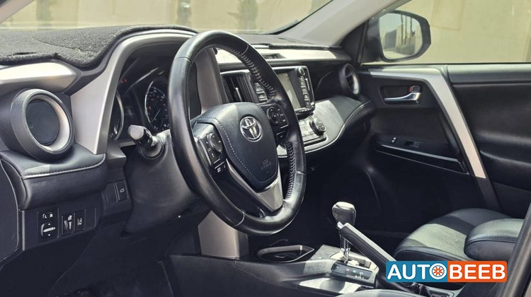 Toyota RAV4 2017