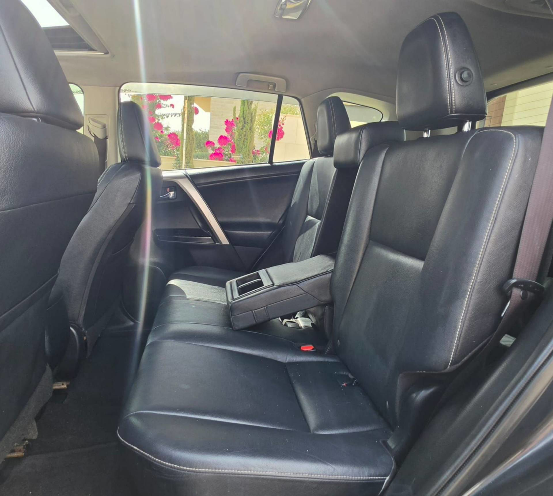 Toyota RAV4 2017