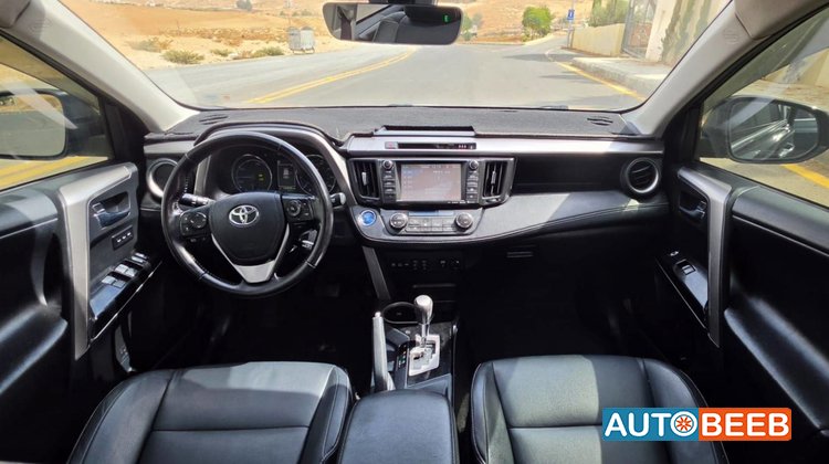 Toyota RAV4 2017