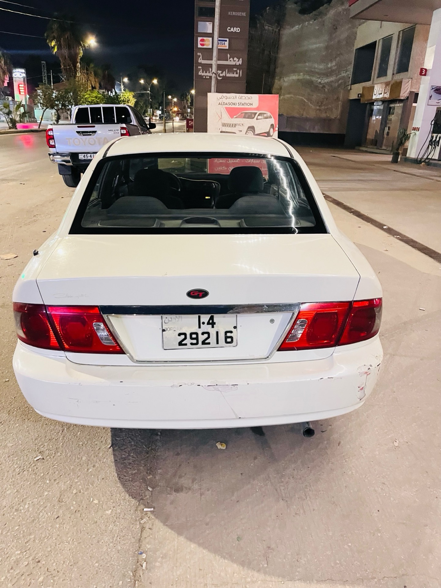 كيا اوبتيما 2004
