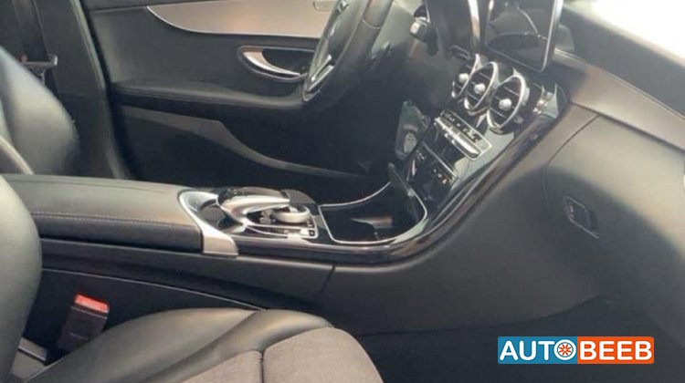 Mercedes Benz C200 2020