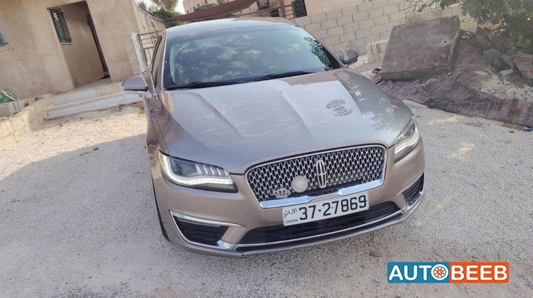 Lincoln MKZ 2018