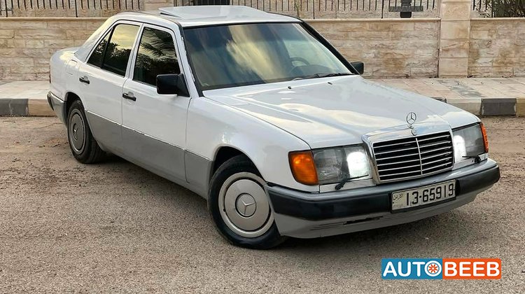 مرسيدس بنز E200 1986