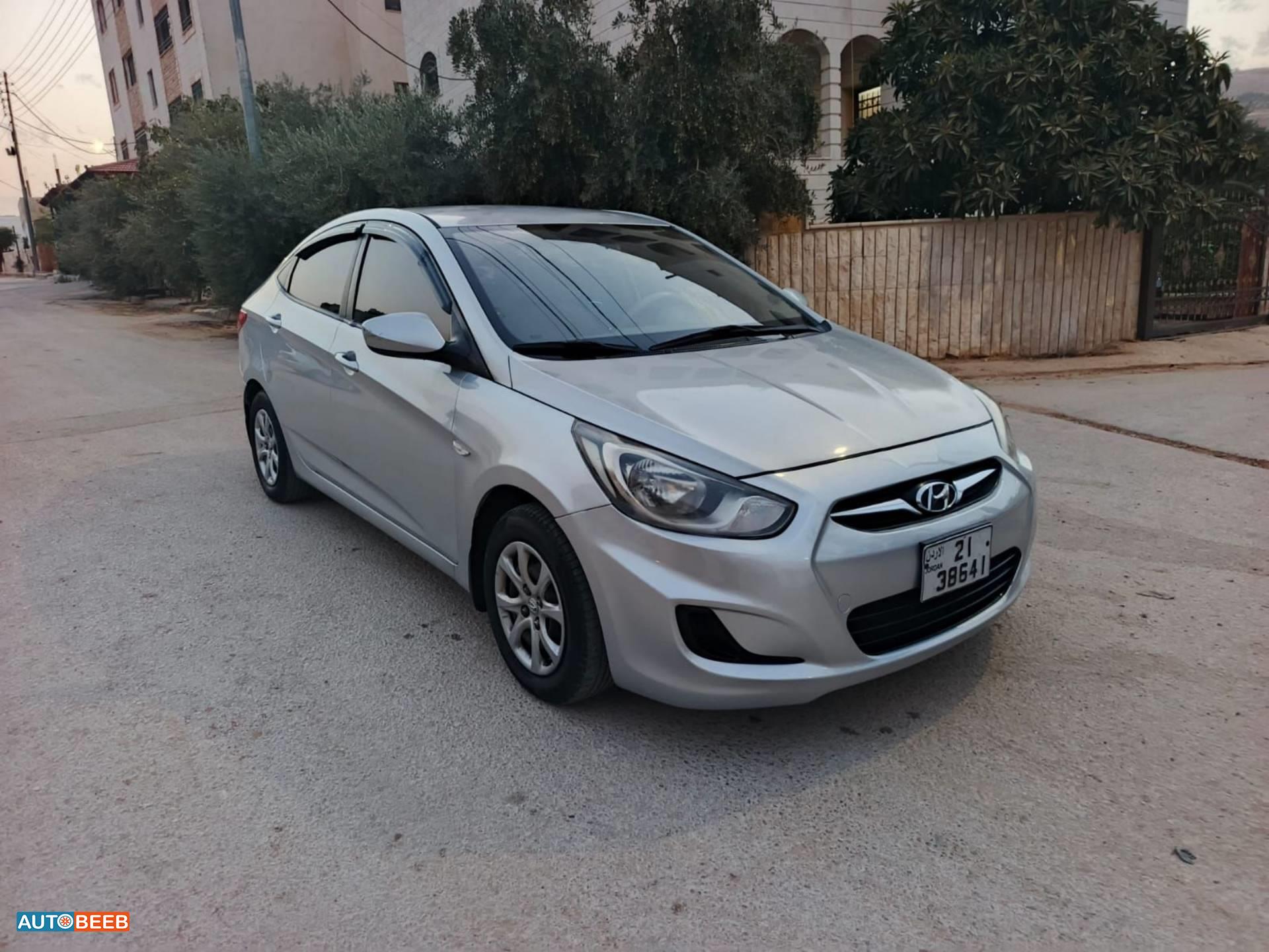 Hyundai Accent 2013