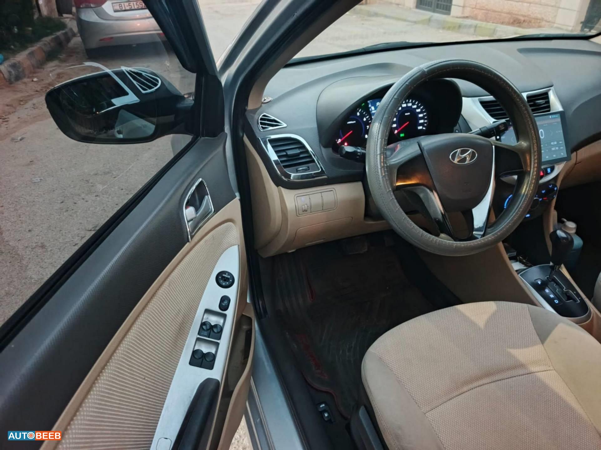 Hyundai Accent 2013