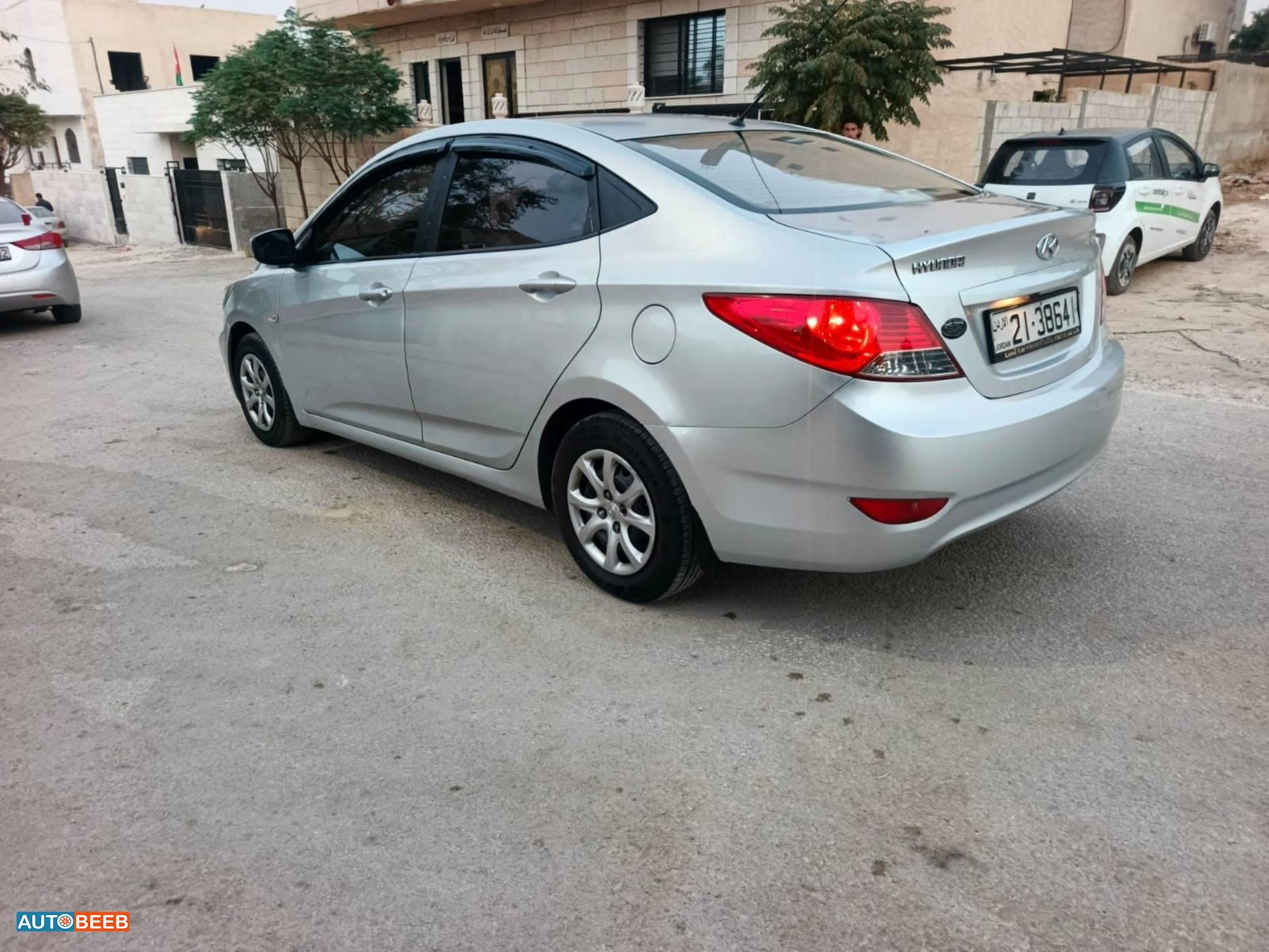 Hyundai Accent 2013