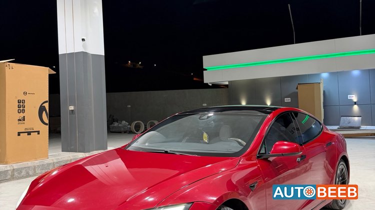 Tesla S 2015