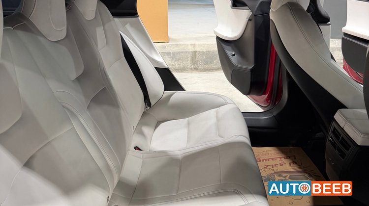 Tesla S 2015
