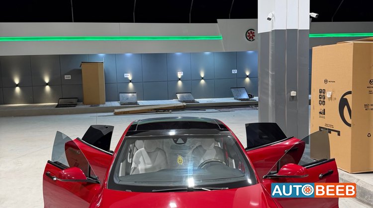 Tesla S 2015