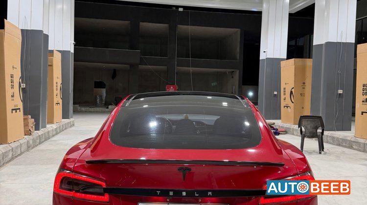 Tesla S 2015