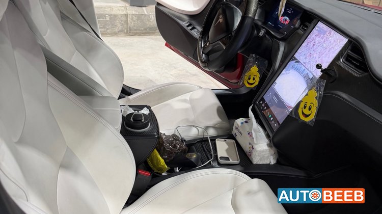 Tesla S 2015