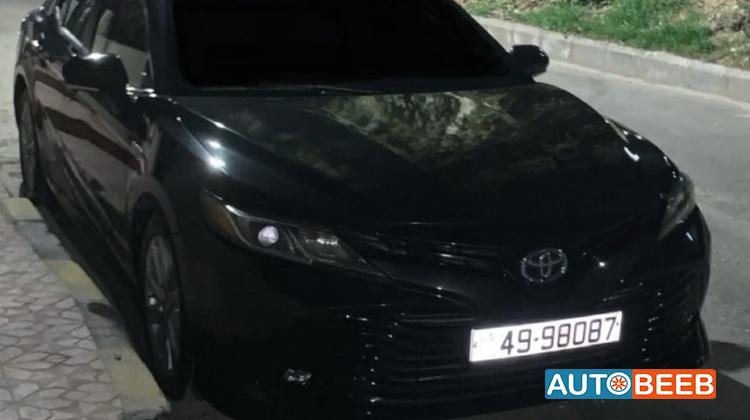 Toyota Camry 2019