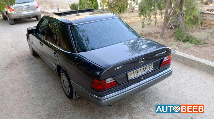 Mercedes Benz E200 1990