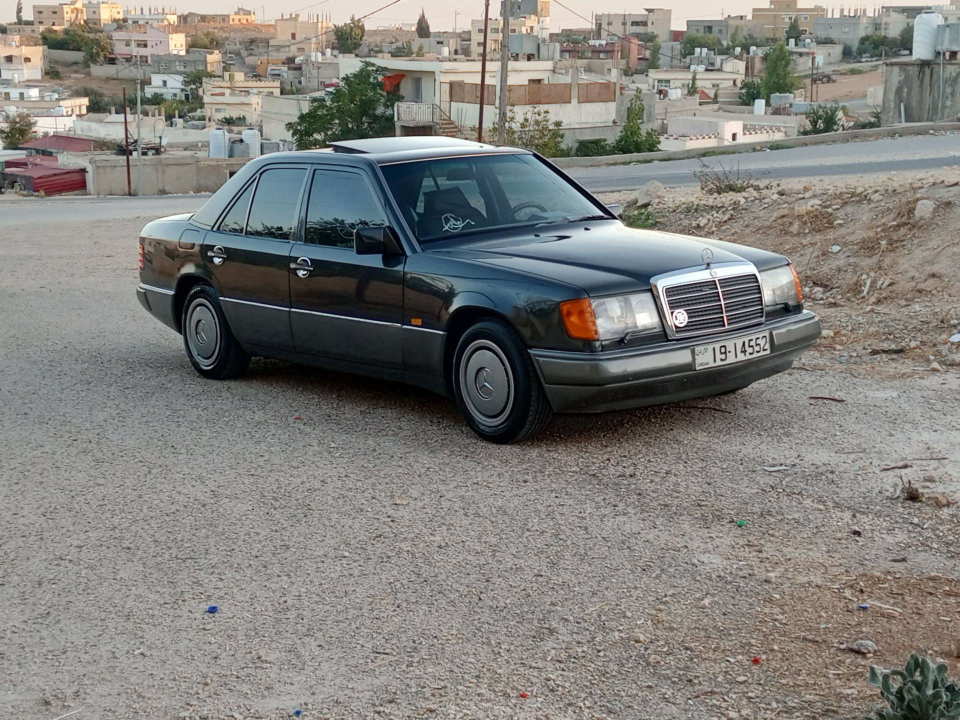 Mercedes Benz E200 1990