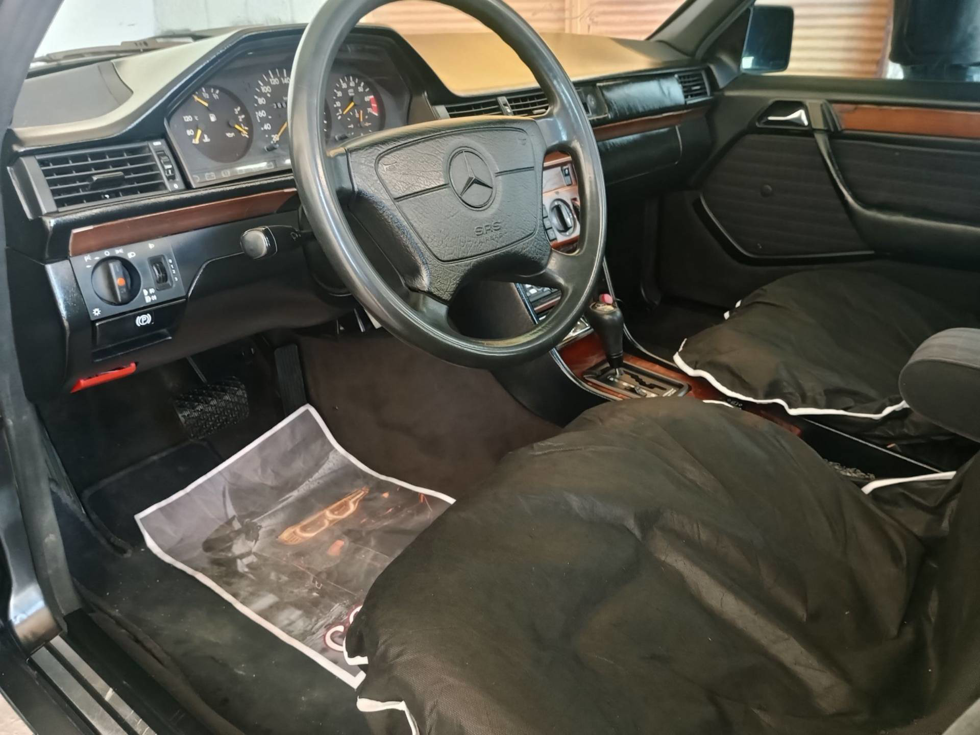 Mercedes Benz E200 1990