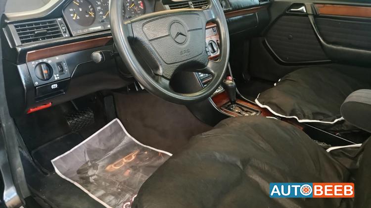Mercedes Benz E200 1990