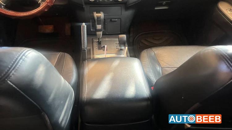 Mitsubishi Pajero 2009