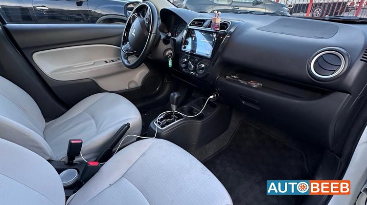 Mitsubishi Attrage 2023