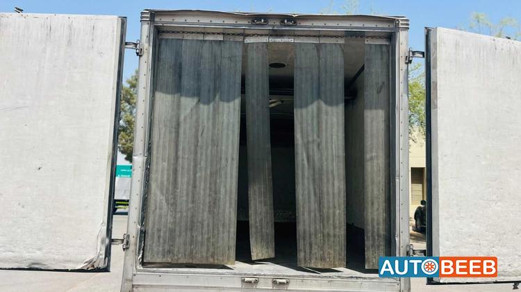 Box Isuzu 2011