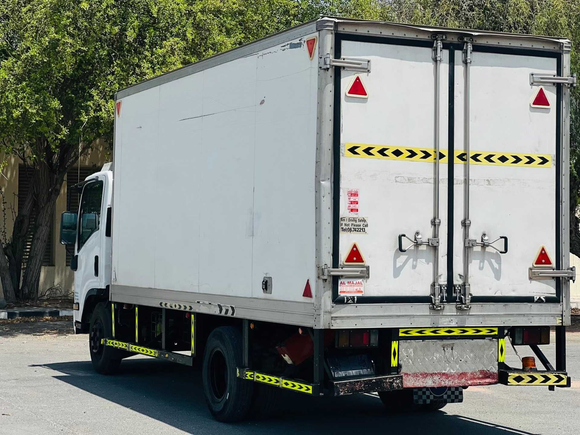 Box Isuzu 2011