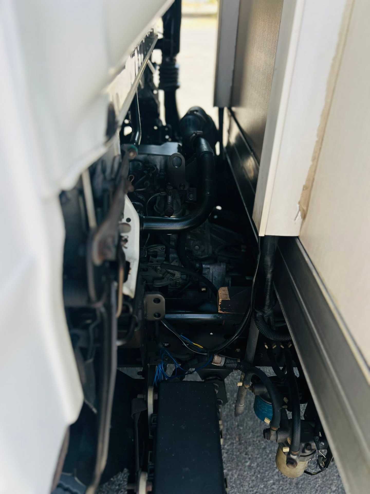 Box Isuzu 2011