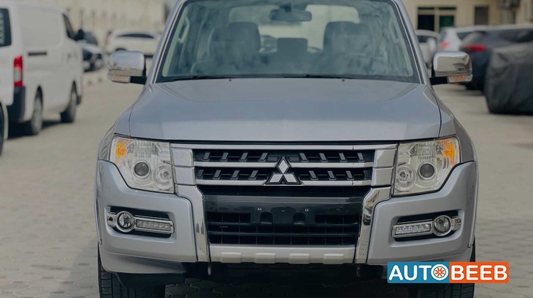 Mitsubishi Pajero 2017