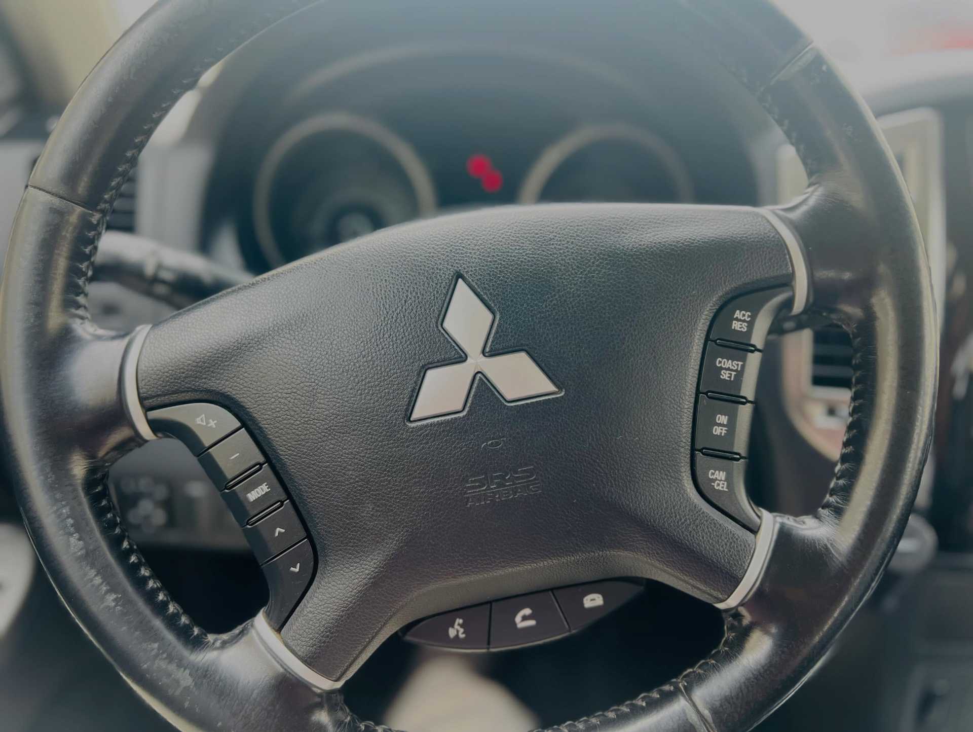 Mitsubishi Pajero 2017