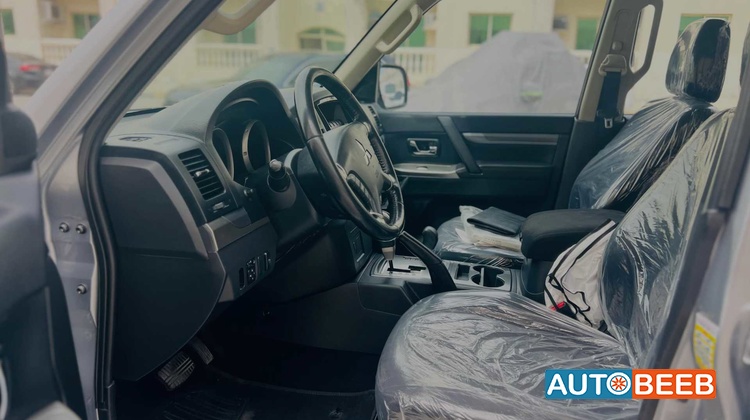 Mitsubishi Pajero 2017
