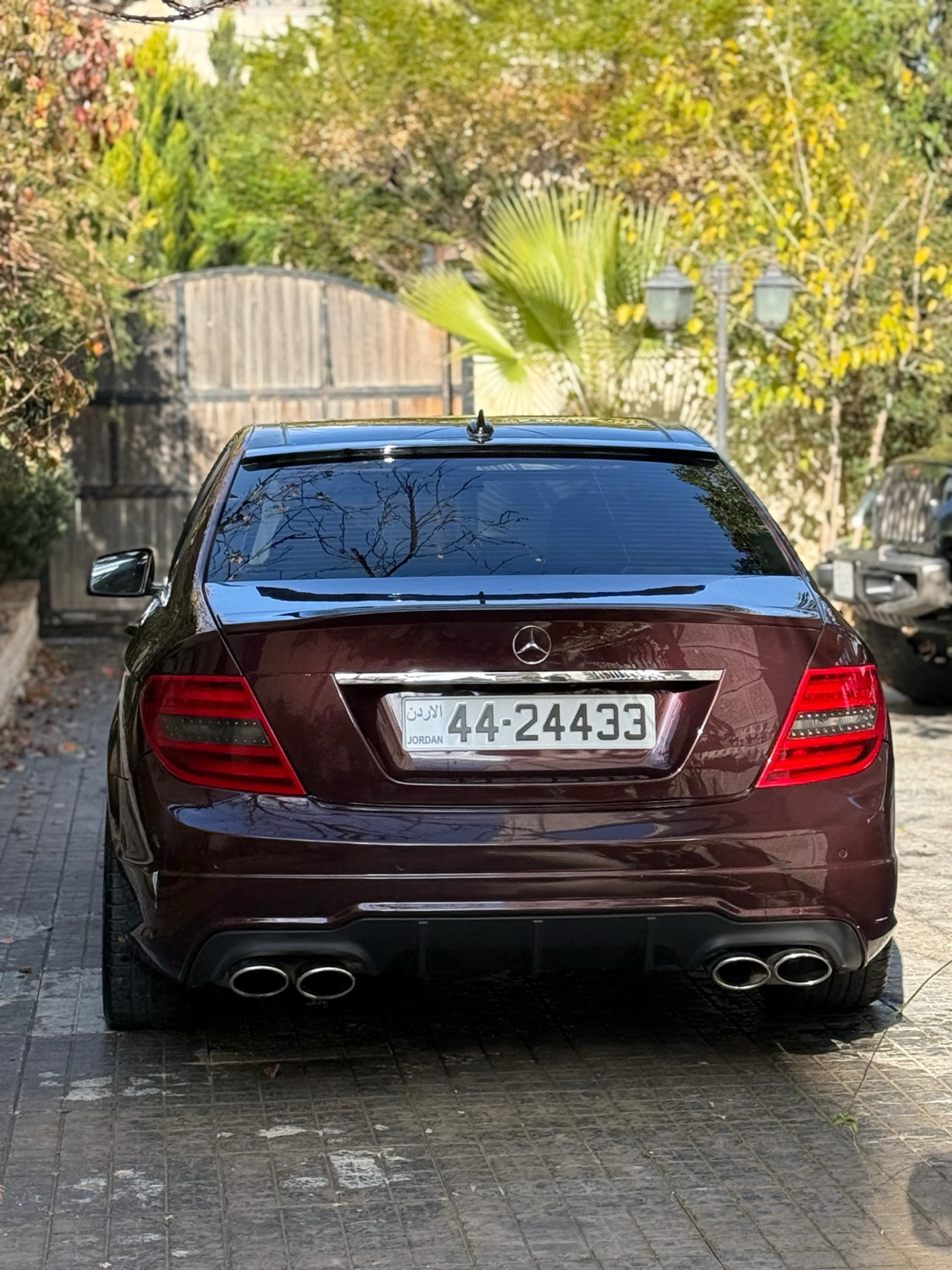 مرسيدس بنز C200 2009