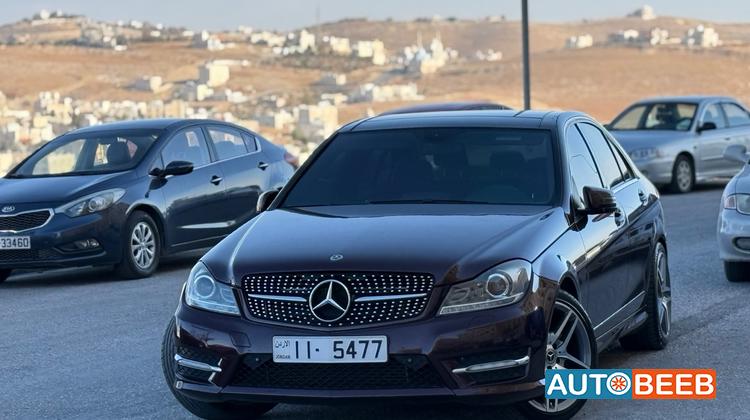مرسيدس بنز C200 2009