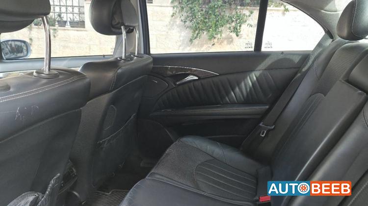 مرسيدس بنز E200 2005
