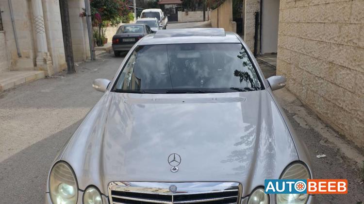 مرسيدس بنز E200 2005