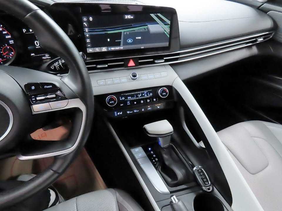 هيونداي افانتي 2021
