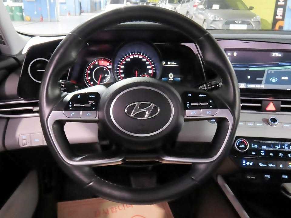 هيونداي افانتي 2021