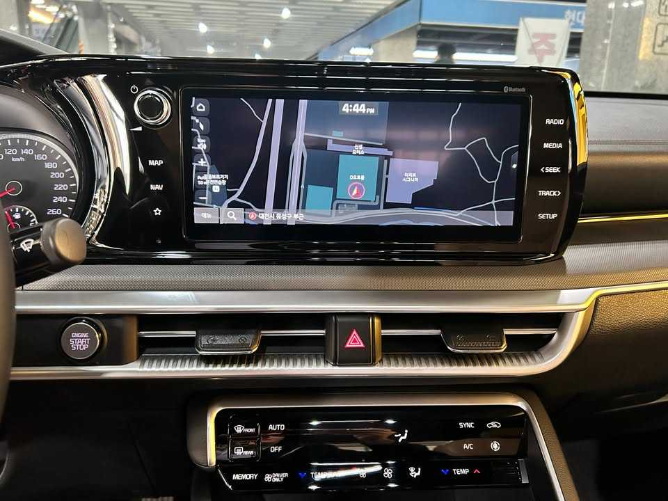 KIA K5 2023