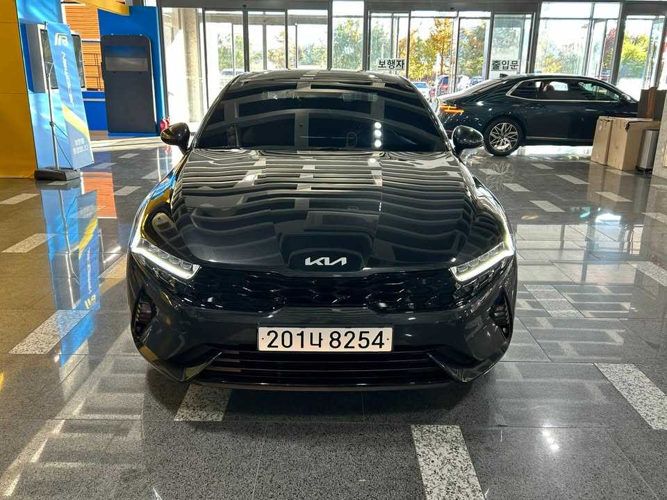 KIA K5 2023