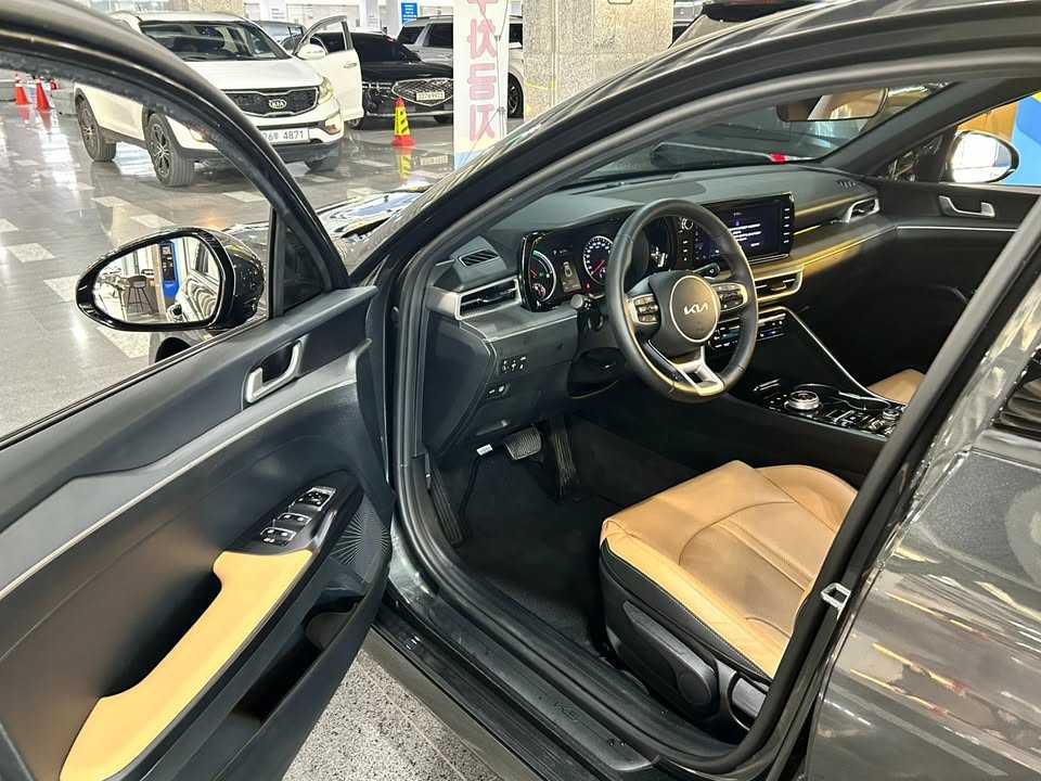 KIA K5 2023