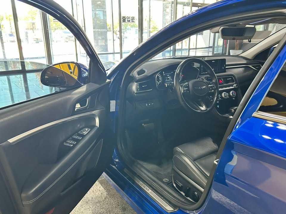 جينيسيس G70 2023