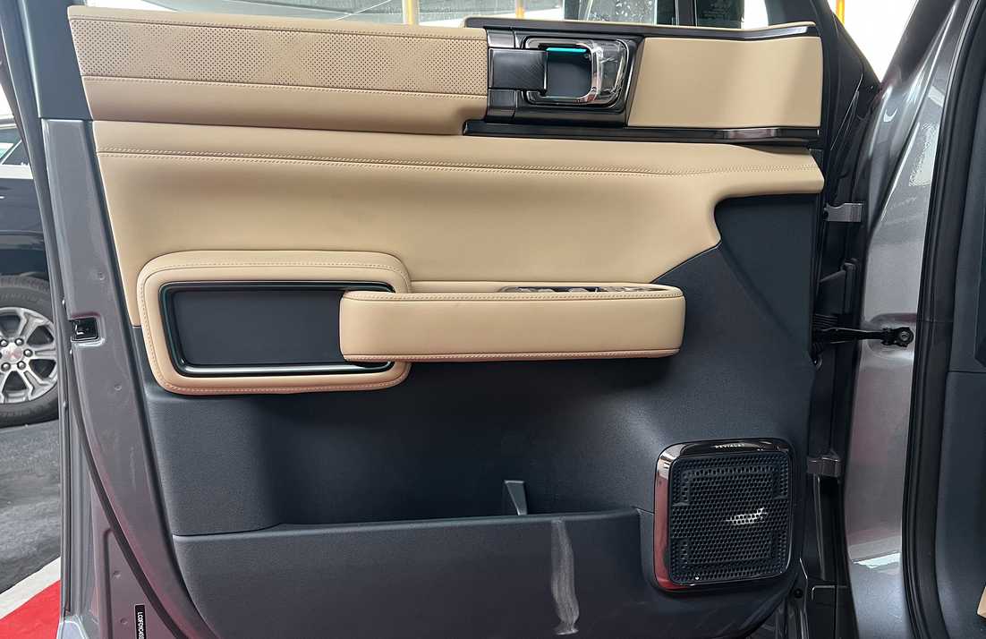 BYD Leopard 5 2025