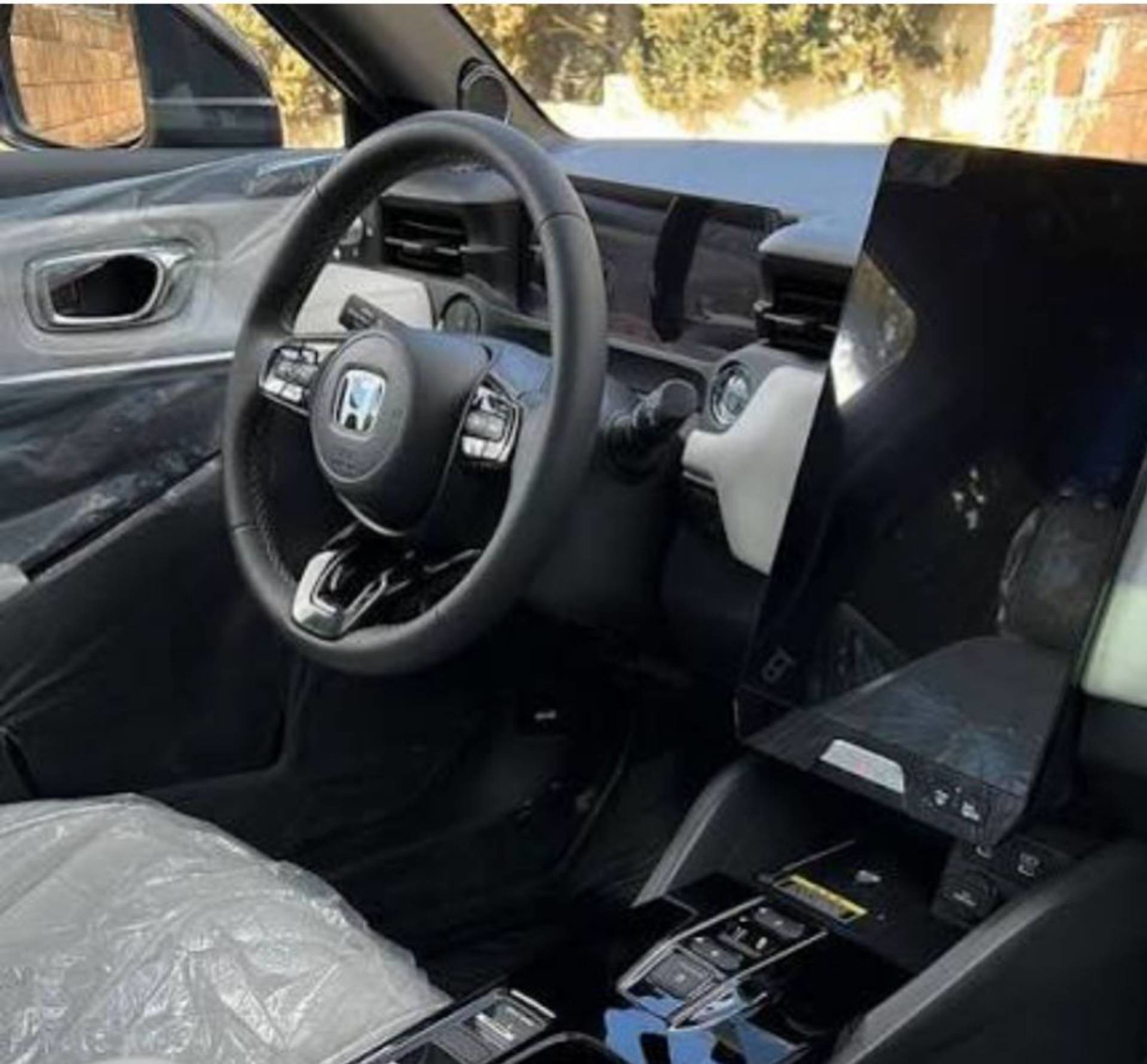 هوندا e:NP1 2023